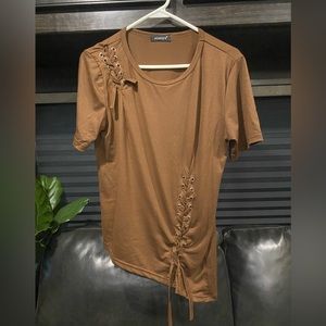 Brow shirt size Small